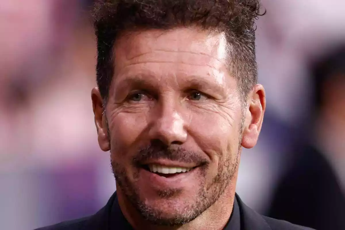 Image of Diego Pablo Simeone smiling at the Metropolitano