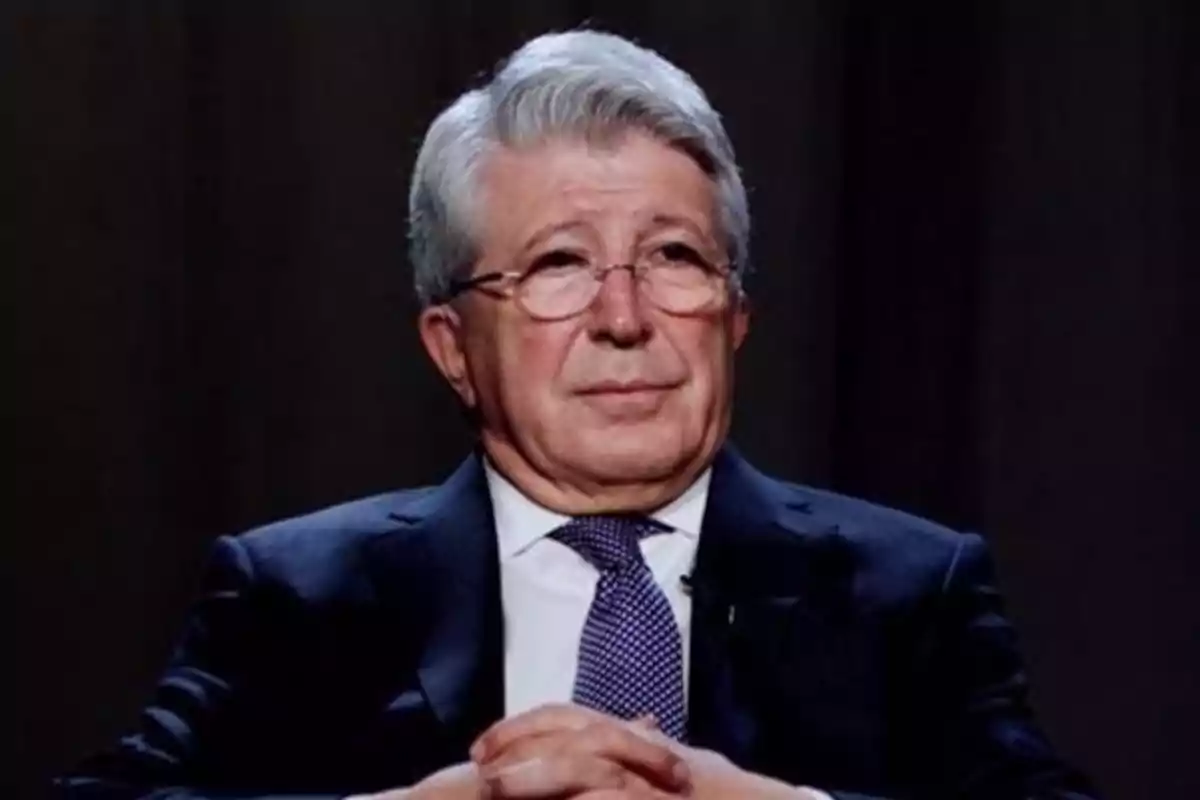 Enrique Cerezo at an event