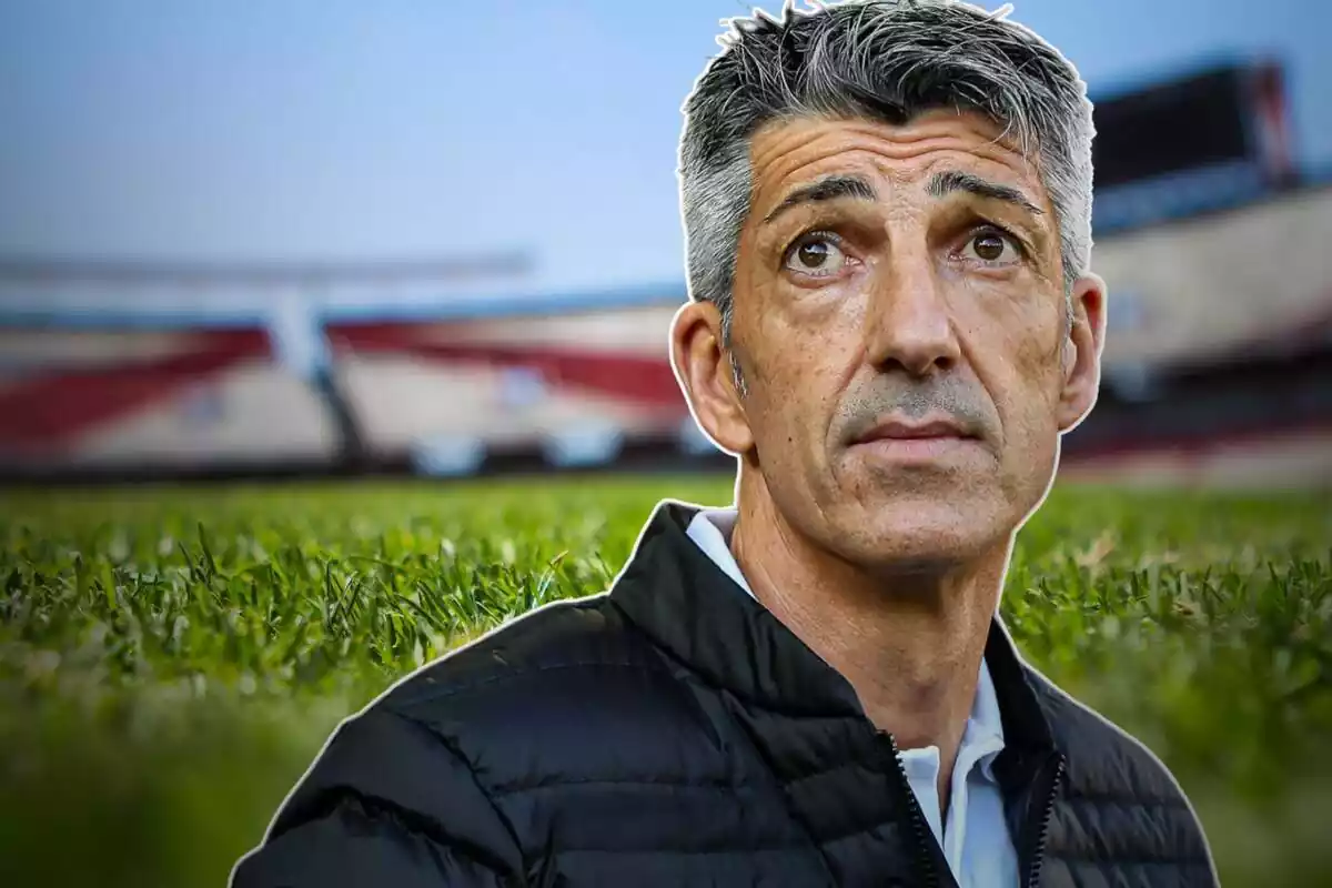 Image of Imanol Alguacil in a montage on a soccer field